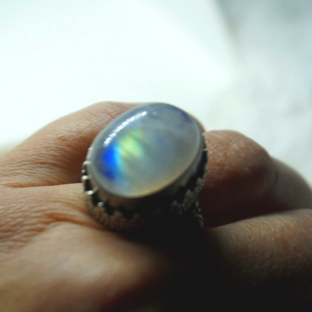 Vintage Rainbow Moonstone 925 Solid Silver Ring - image 7